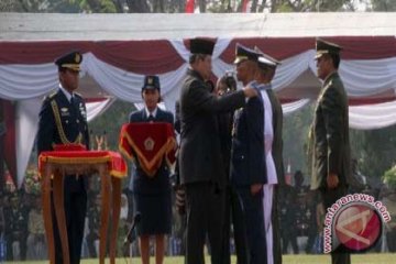 Presiden Yudhoyono berpesan perwira muda TNI jaga idealisme