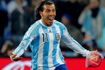 City bantah tawaran transfer Tevez dari PSG