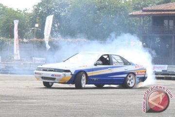 Adu Drift di IIMS