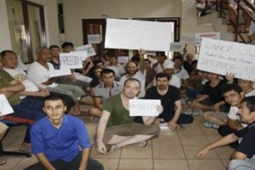 Unjuk Rasa Imigran