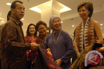 Garuda Tingkatkan Kecintaan Kain Tenun 