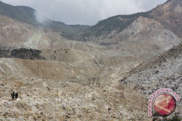 Tingkat kegempaan Gunung Papandayan menurun 