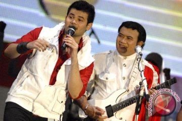 Ridho Rhoma dan Sonet 2 hibur warga Barsel