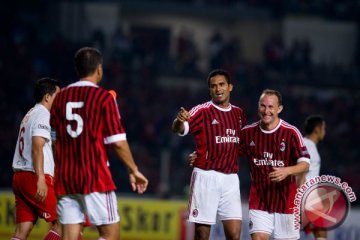  Legenda  Milan pecundangi Indonesia All Star 5-1