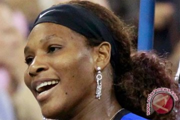 Serena menangi laga pertama sebagai peringkat satu