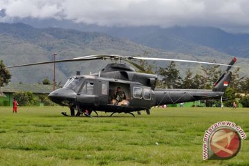 Heli TNI-AD yang hilang kontak mendarat di pegunungan Ombin