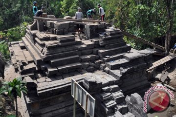 Tulang herbivora ditemukan di Candi Lumbung