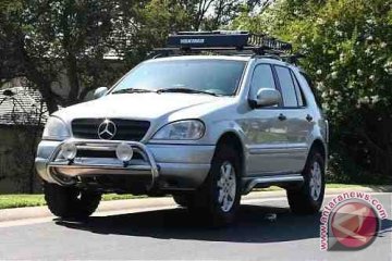 Mercedes 4x4 pilihan Gaddafi untuk kabur