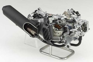 Honda  kembangkan mesin skuter 125cc