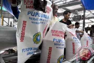 Petani Sukabumi mulai kesulitan mendapatkan pupuk