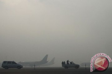 Kabut asap tunda 7 penerbangan di Syamsudin Noor Kalsel