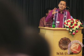 Boediono : mahasiswa harus siap jadi pemimpin