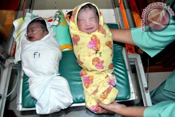 Presiden beri nama bayi ketujuh miliar