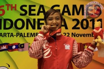 Dua taekwondoin Indonesia tambah dua emas