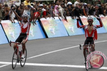 Dua  emas lagi Indonesia juara umum balap sepeda