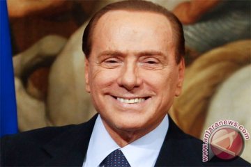 Berlusconi membayar "uang cerai" 36 juta euro setahun 