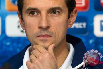 Villa kontrak Garde empat tahun sebagai pelatih baru