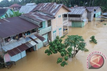 Ratusan rumah di Riau terendam banjir bandang