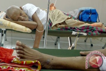 Warga Bogor tertahan di Makkah karena stroke