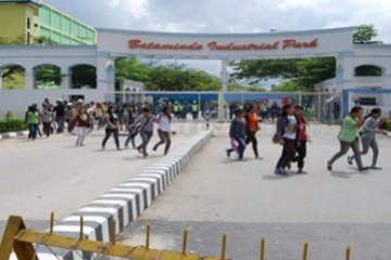 Pekerja  Nutune Diliburkan