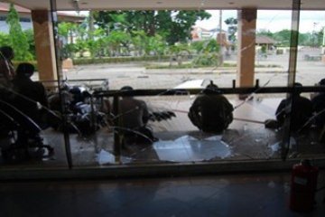 Berjaga-jaga terhadap Unjuk rasa