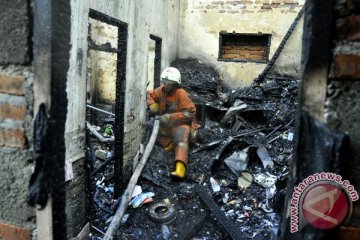 11 toko elektronik di Tolitoli terbakar