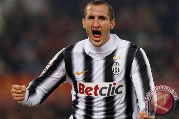 Bek Juve, Chiellini, akan absen saat lawan Bayern