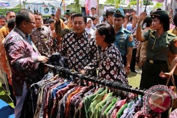 Ratusan undangan peringatan HKSN bubar sebelum usai