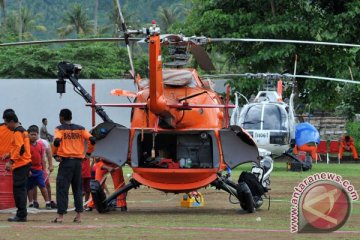 Tim SAR kerahkan helikopter cari tujuh wisatawan Jepang