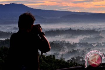 Penemu benda cagar budaya Borobudur terima penghargaan