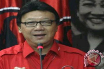 Posisi Bambang D.H. akan ditentukan hasil survei