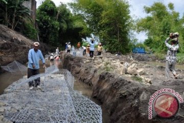 Perbaikan talud Surokarsan Yogyakarta tetap dilelang ulang