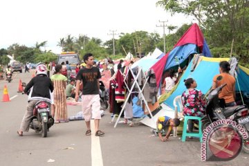 Banjir, lalu lintas tol Tangerang-Merak dialihkan