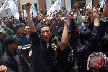 Buruh tutup Tol Delta Mas, polisi siapkan ribuan personel