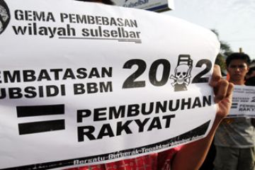 TOLAK PEMBATASAN BBM