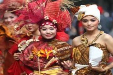 BATIK KREASI KARNAVAL