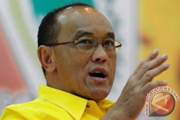 Aburizal Bakrie kukuhkan pengurus Golkar Riau 