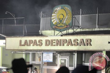 Dua peleton Brimob tinjau Lapas Krobokan