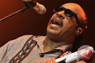 STevie Wonder pimpin rombongan untuk pemakaman Aretha Franklin