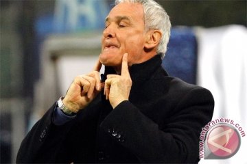 Ranieri dilaporkan dapat bonus lima juta pound jika Leicester juara