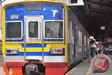 Perjalanan KA dari Stasiun Rangkasbitung mulai normal