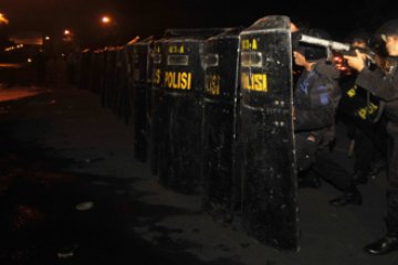 BUBARKAN AKSI