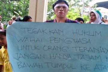 Tuntut Eksekusi Putusan