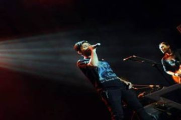 ANDRA AND THE BACKBONE