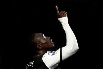 Cisse minta maaf sudah menyikut Coleman