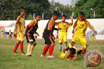 Stadion Bumi gunakan rumput paitan untuk ISG