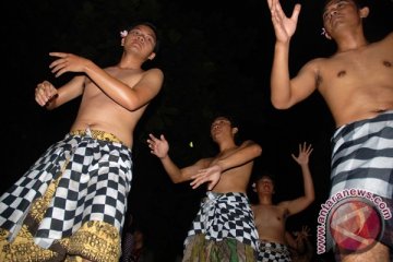 Kecak Ramayana pukau publik Belgia