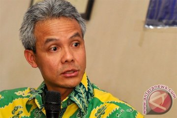 Ganjar Pranowo minta 11 daerah segera sepakati UMK