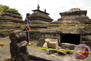 Kompleks makam di Lombok Timur diduga istana