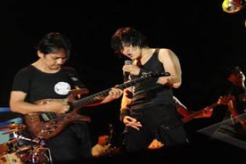 KONSER REUNI GIGI